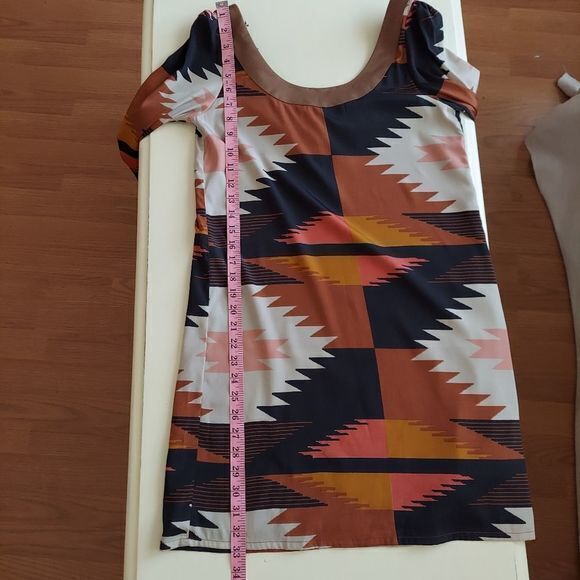 Judith March geometric patterned shift dress long sleeve mini Sz small - Picture 9 of 9